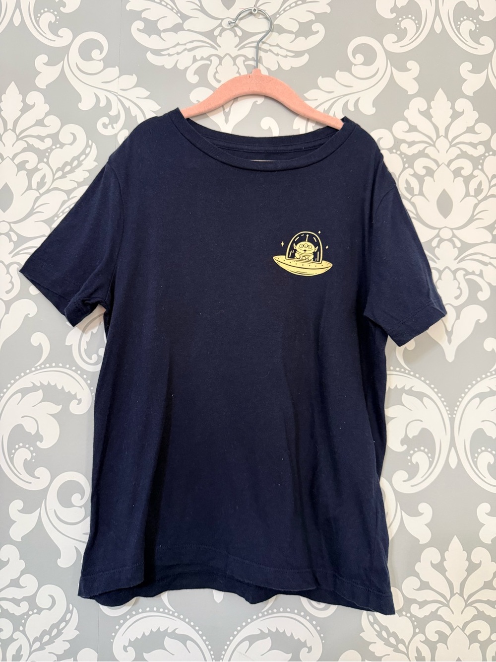 💫4/$25 • Old Navy Disney Pixar Toy Story Pizza Planet Graphic T-Shirt